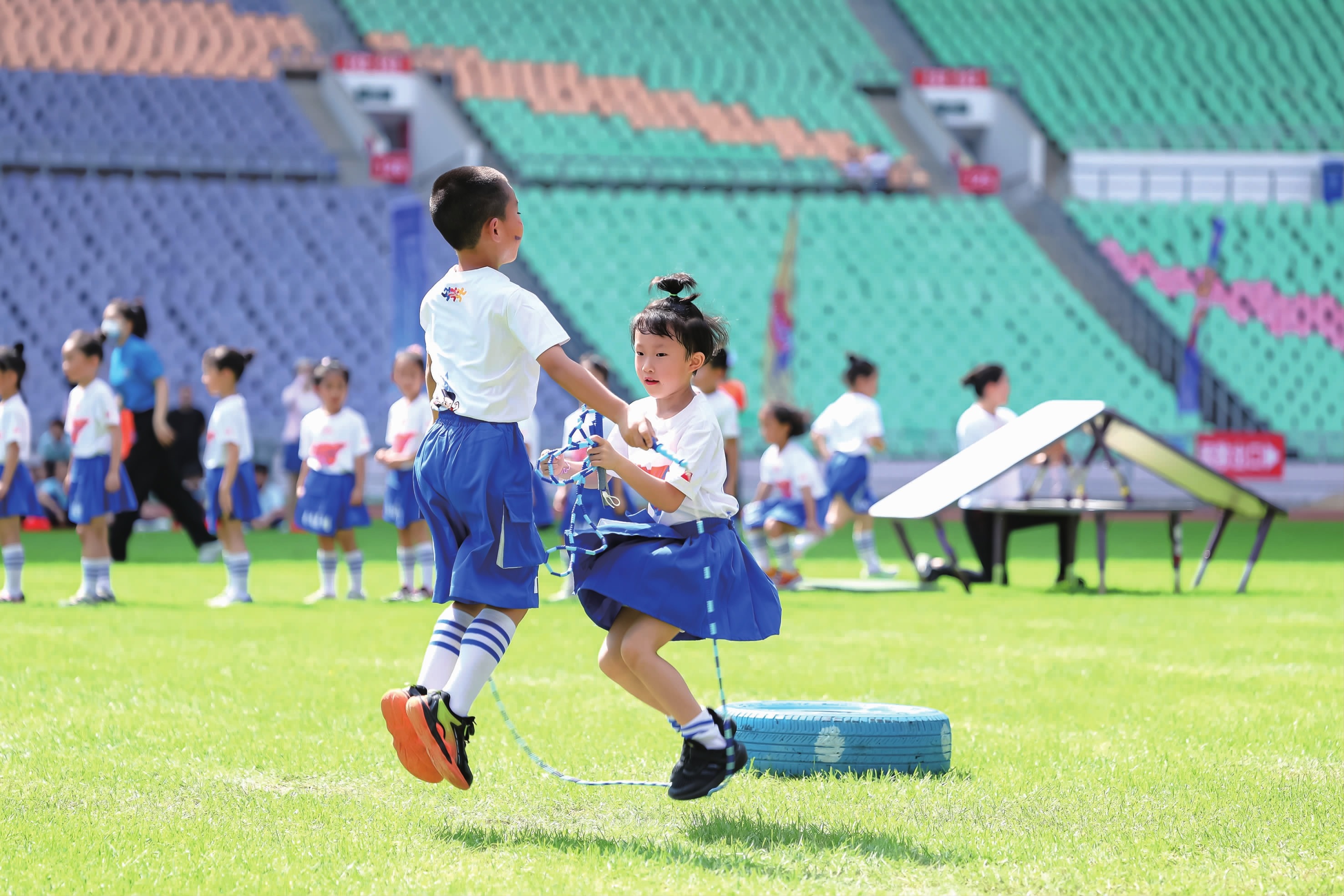 德扑锦标赛：筹码 ICM 与现金局思维的冲突。（德州扑克锦标赛：ICM筹码价值与现金局思维的碰撞）